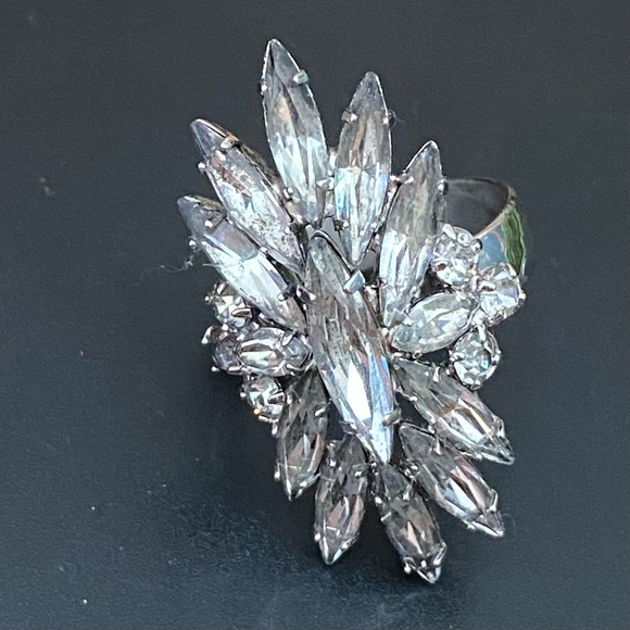 NAPIER Silver-tone Starburst Adjustable Statement Ring Size 7 - Picture 11 of 14
